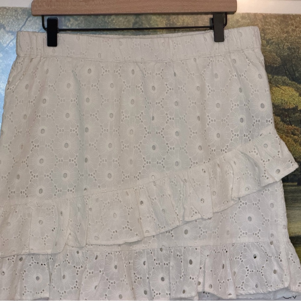7 For All Mankind Asymmetrical White Eyelet Skirt